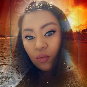 Meet your Posher, Raquel